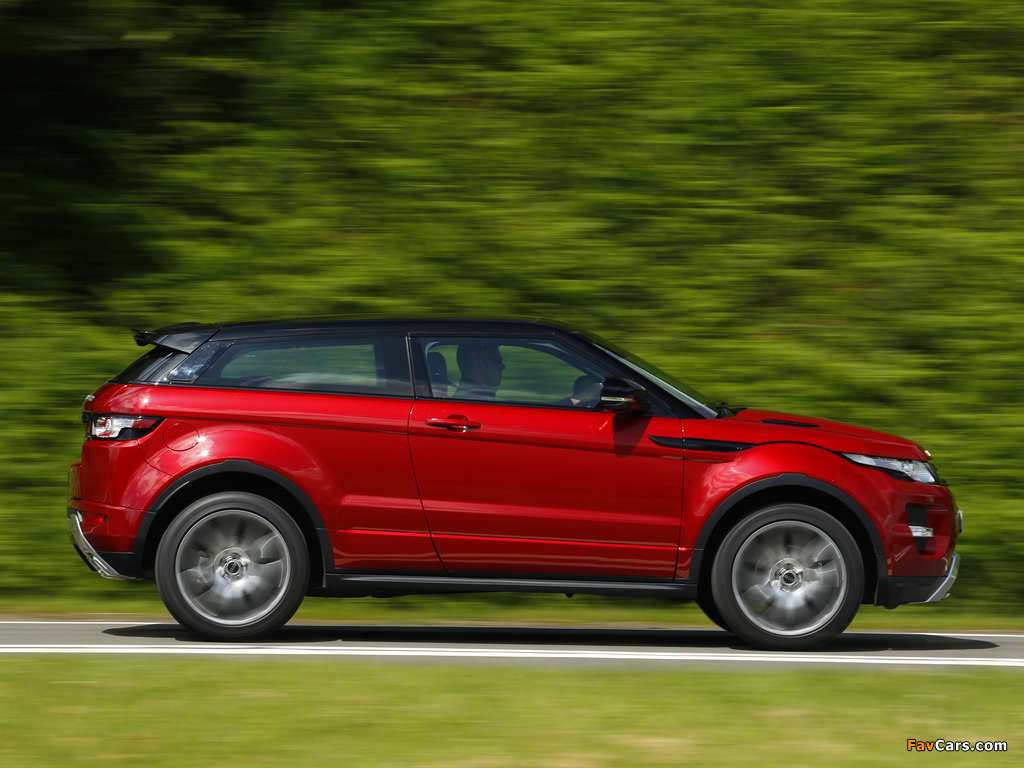Pictures of Range Rover Evoque Coupe Si4 Dynamic UK-spec 2011 (1024 x 768)