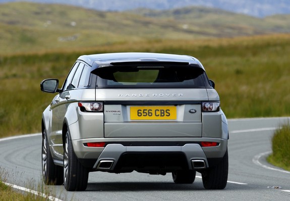 Pictures of Range Rover Evoque SD4 Dynamic UK-spec 2011