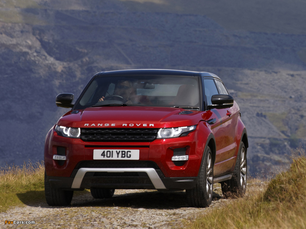 Range Rover Evoque Coupe Si4 Dynamic UK-spec 2011 wallpapers (1024 x 768)