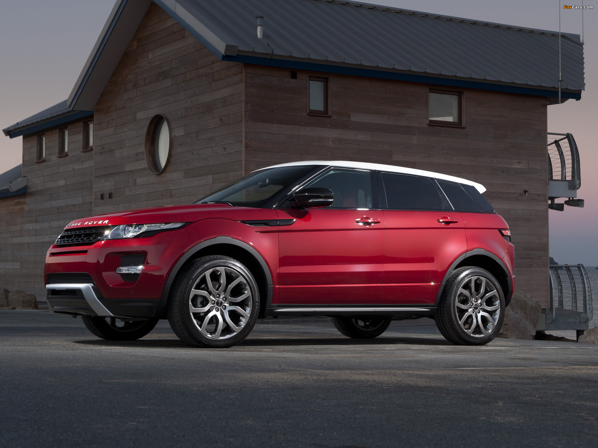 Range Rover Evoque Dynamic 2011 wallpapers (2048 x 1536)