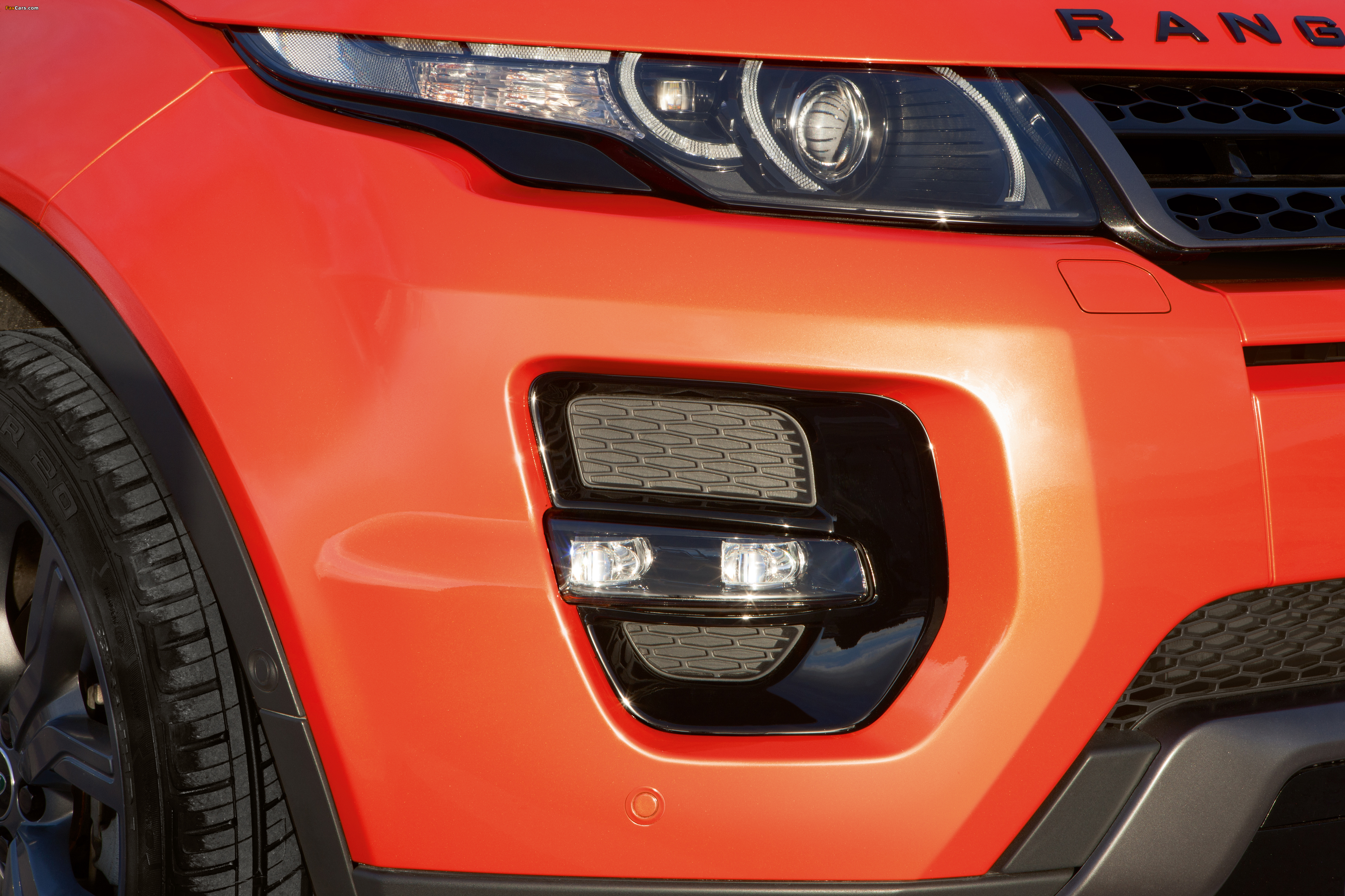 Range Rover Evoque Autobiography Dynamic 2014–15 wallpapers (4096 x 2731)