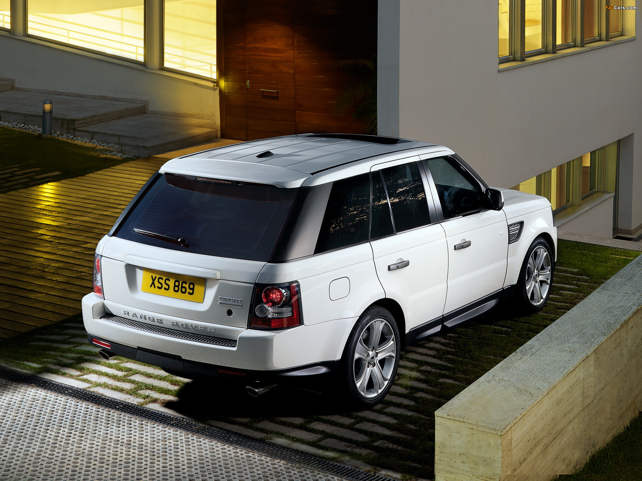 Images of Range Rover Sport Supercharged 2009–13 (2048 x 1536)