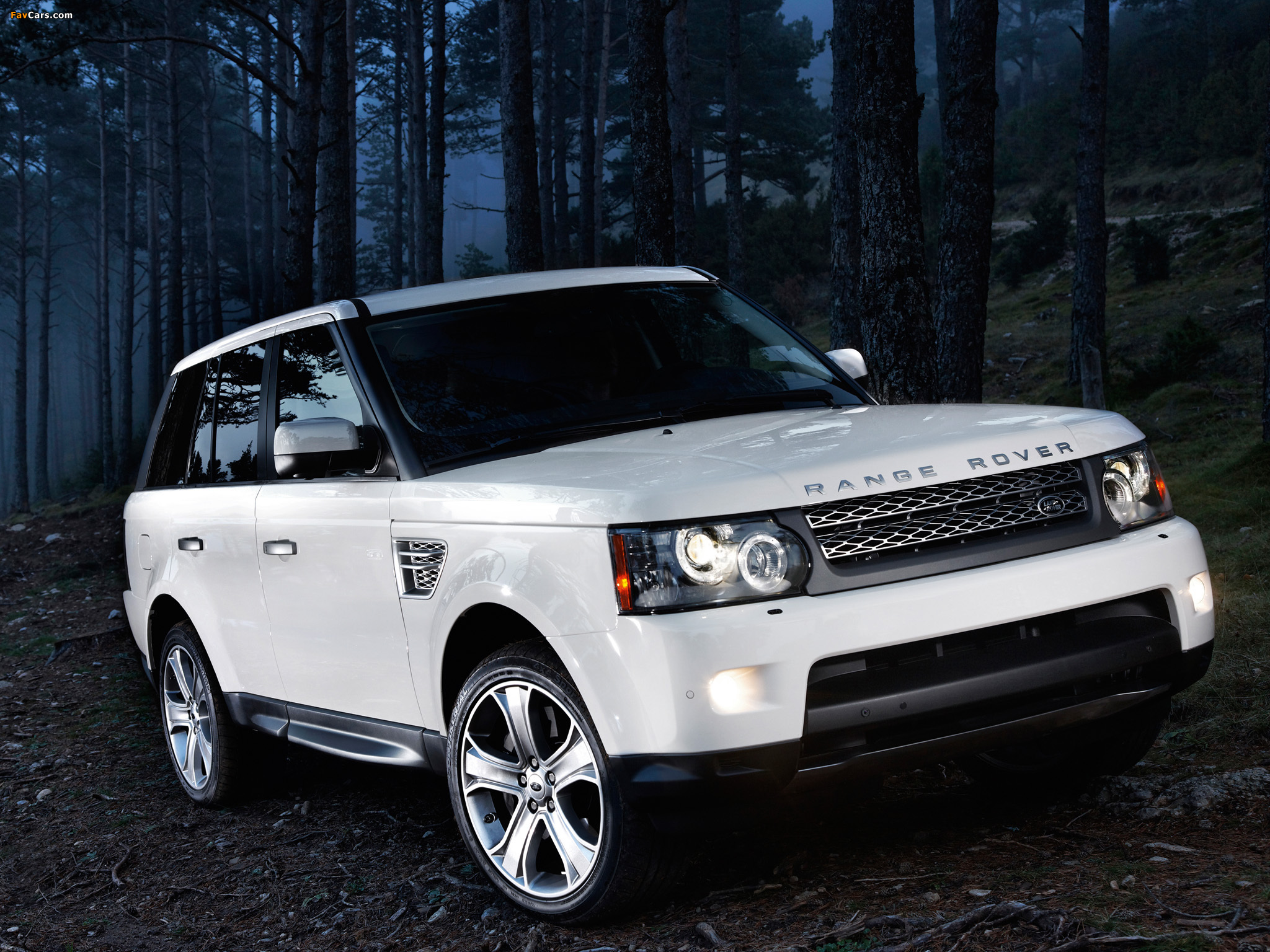 Images of Range Rover Sport Supercharged 2009–13 (2048 x 1536)