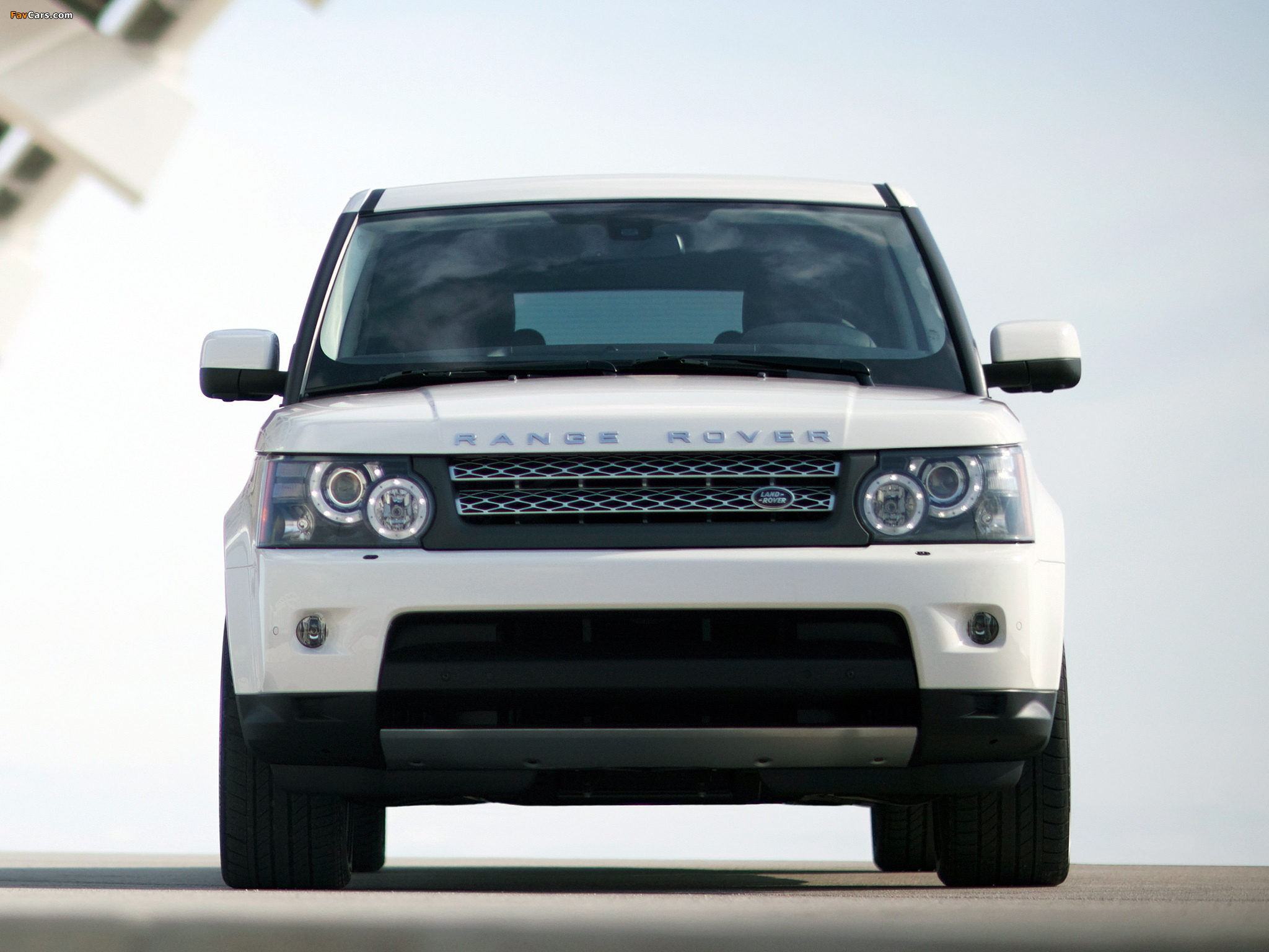 Images of Range Rover Sport Supercharged 2009–13 (2048 x 1536)