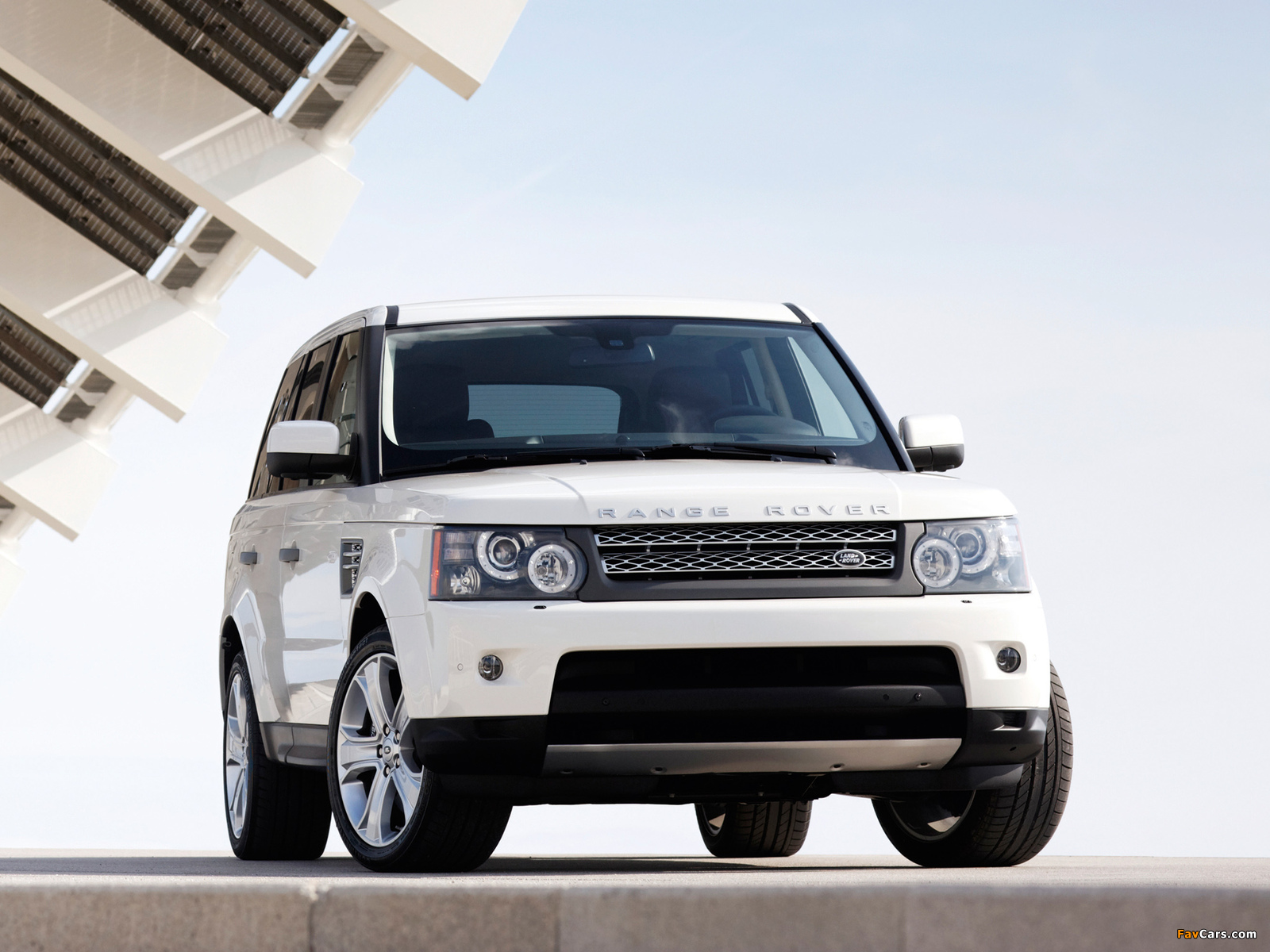 Range Rover Sport Supercharged 2009–13 images (1600 x 1200)