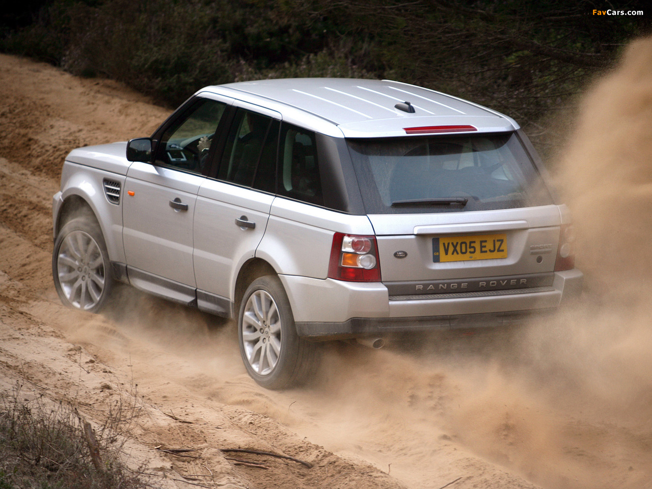 Photos of Range Rover Sport Supercharged 2005–08 (1280 x 960)