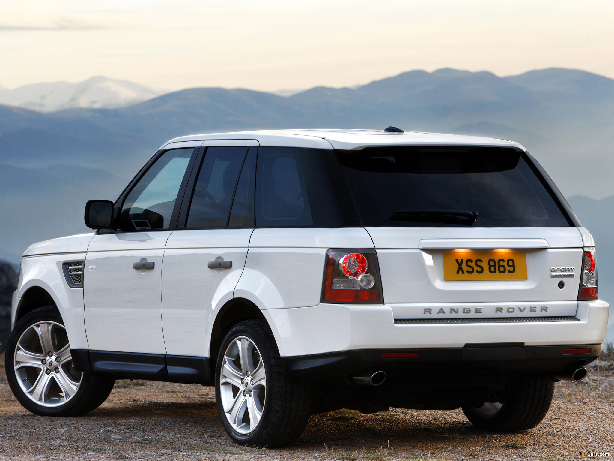 Pictures of Range Rover Sport Supercharged 2009–13 (2048 x 1536)
