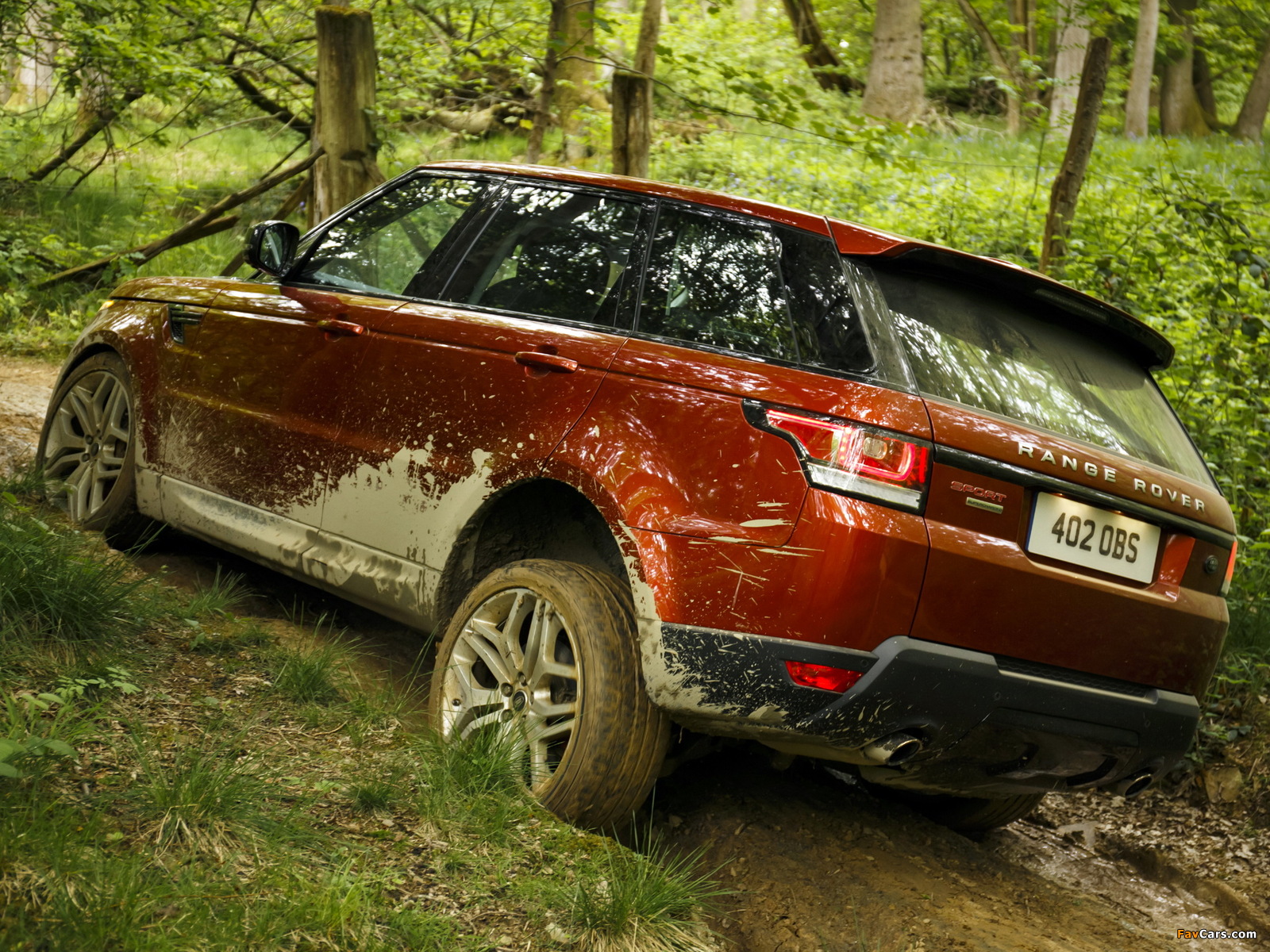 Range Rover Sport Supercharged UK-spec 2013 wallpapers (1600 x 1200)