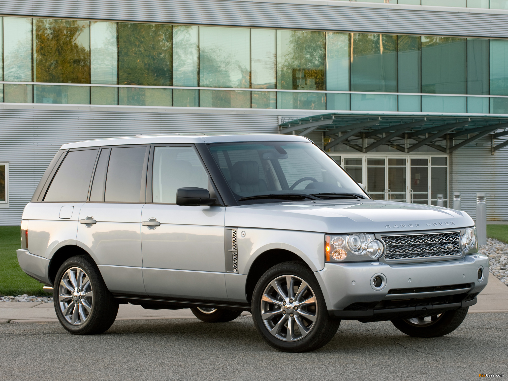 Images of Range Rover Supercharged US-spec (L322) 2005–09 (2048 x 1536)