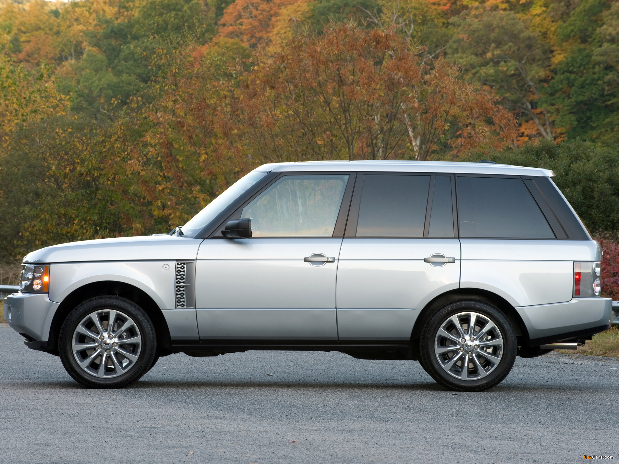 Images of Range Rover Supercharged US-spec (L322) 2005–09 (2048 x 1536)