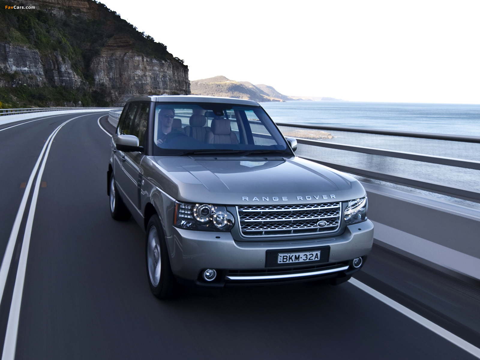 Images of Range Rover Supercharged AU-spec (L322) 2009–12 (1600 x 1200)