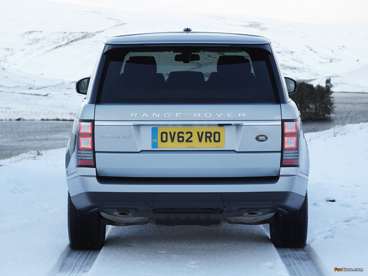 Images of Range Rover Vogue SE TDV6 UK-spec (L405) 2012 (1280 x 960)