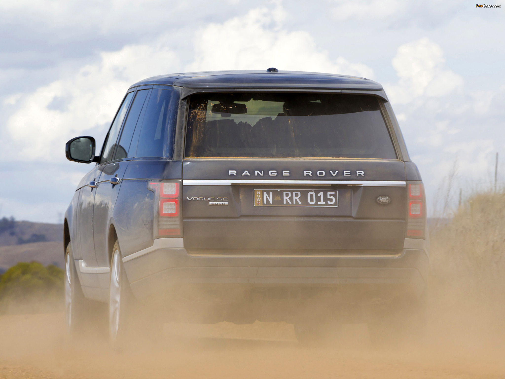 Images of Range Rover Vogue SE SDV8 AU-spec (L405) 2013 (2048 x 1536)