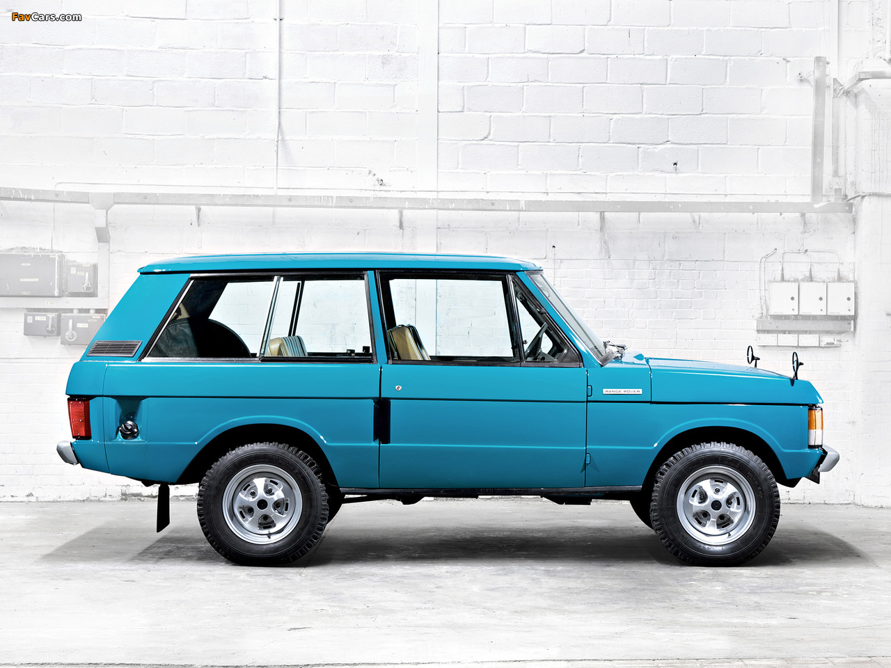 Range Rover 3-door 1970–86 photos (1280 x 960)