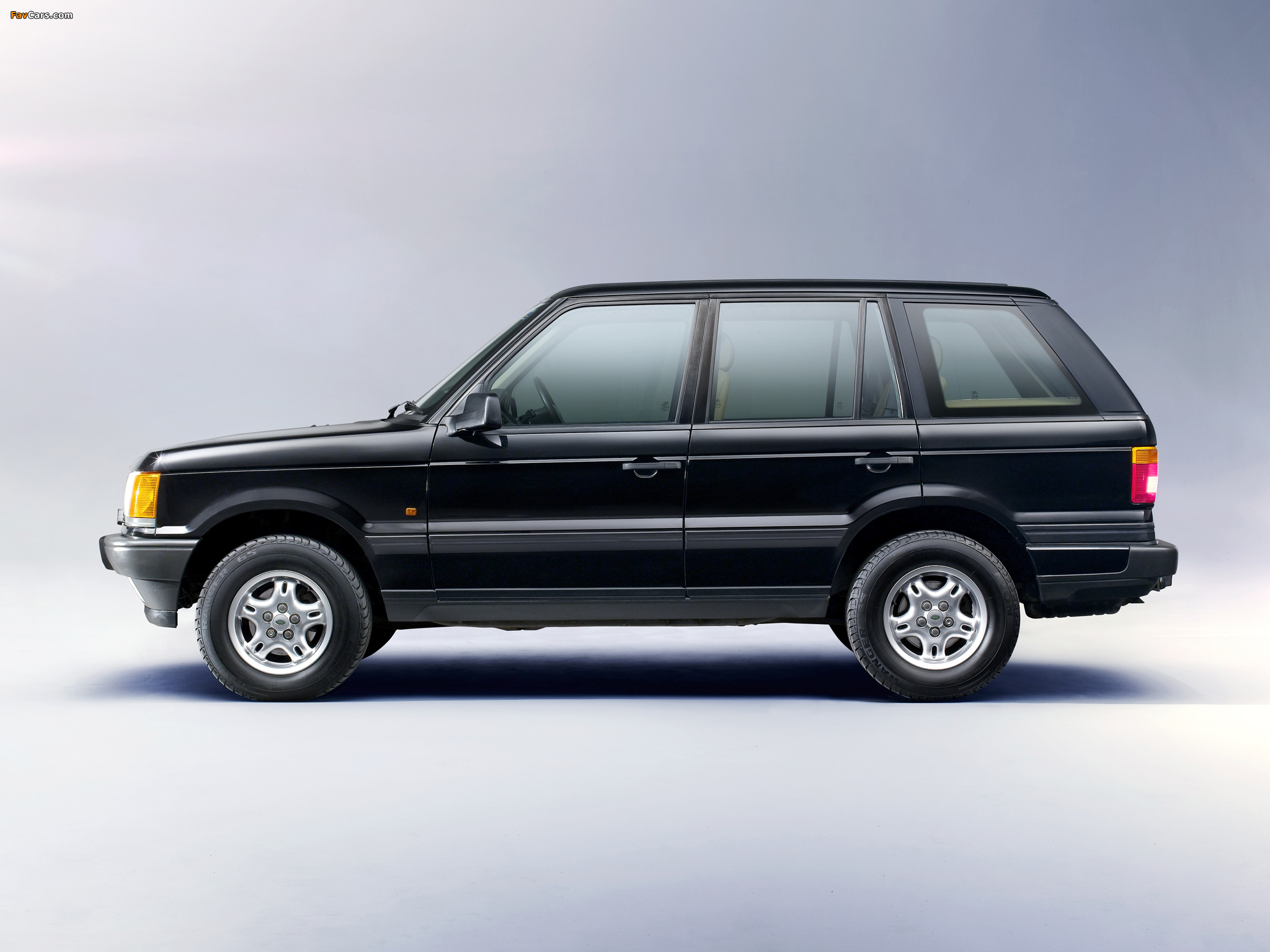 Range Rover UK-spec 1994–2002 wallpapers (2048 x 1536)