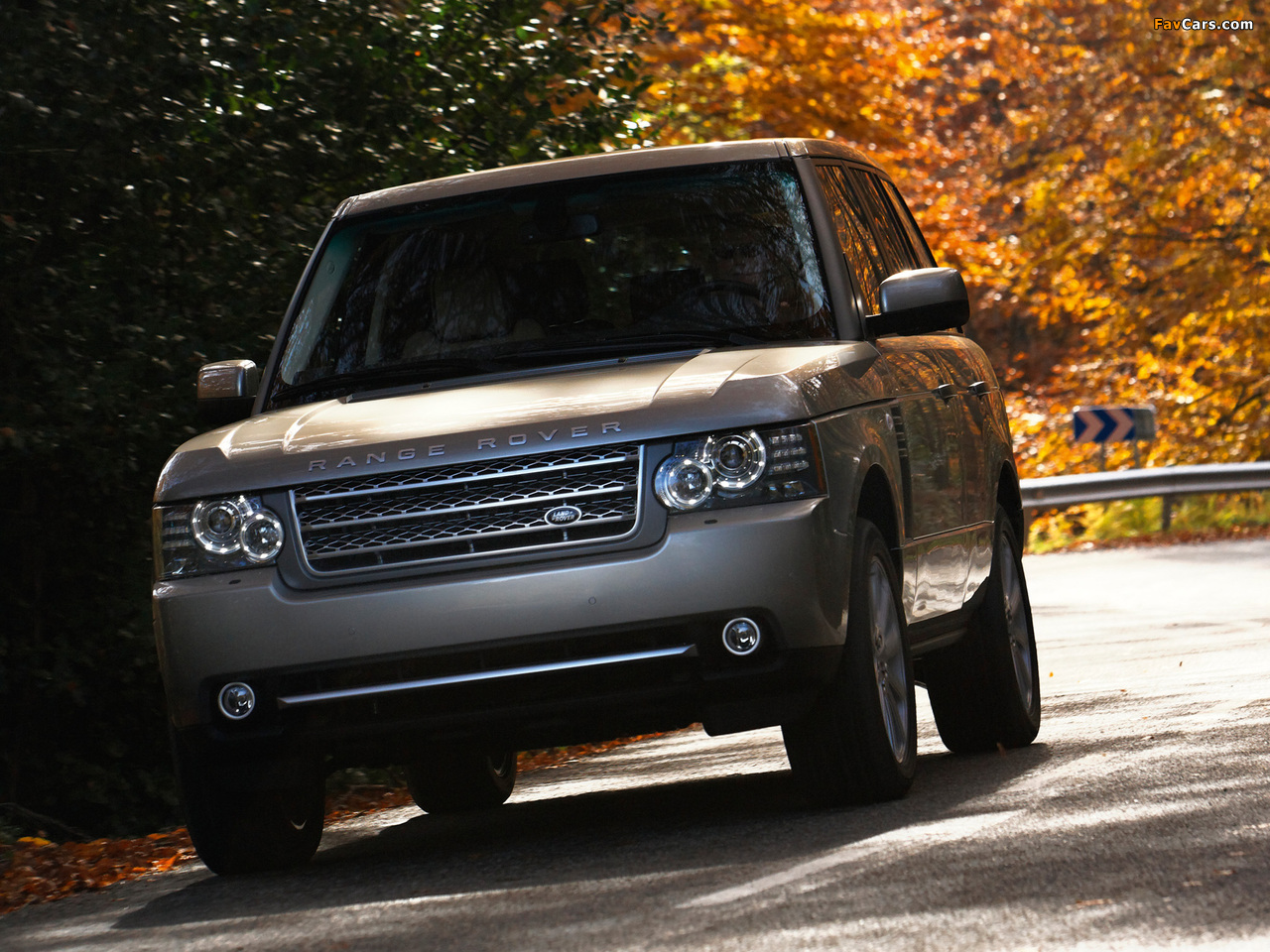 Range Rover Supercharged (L322) 2009–12 images (1280 x 960)
