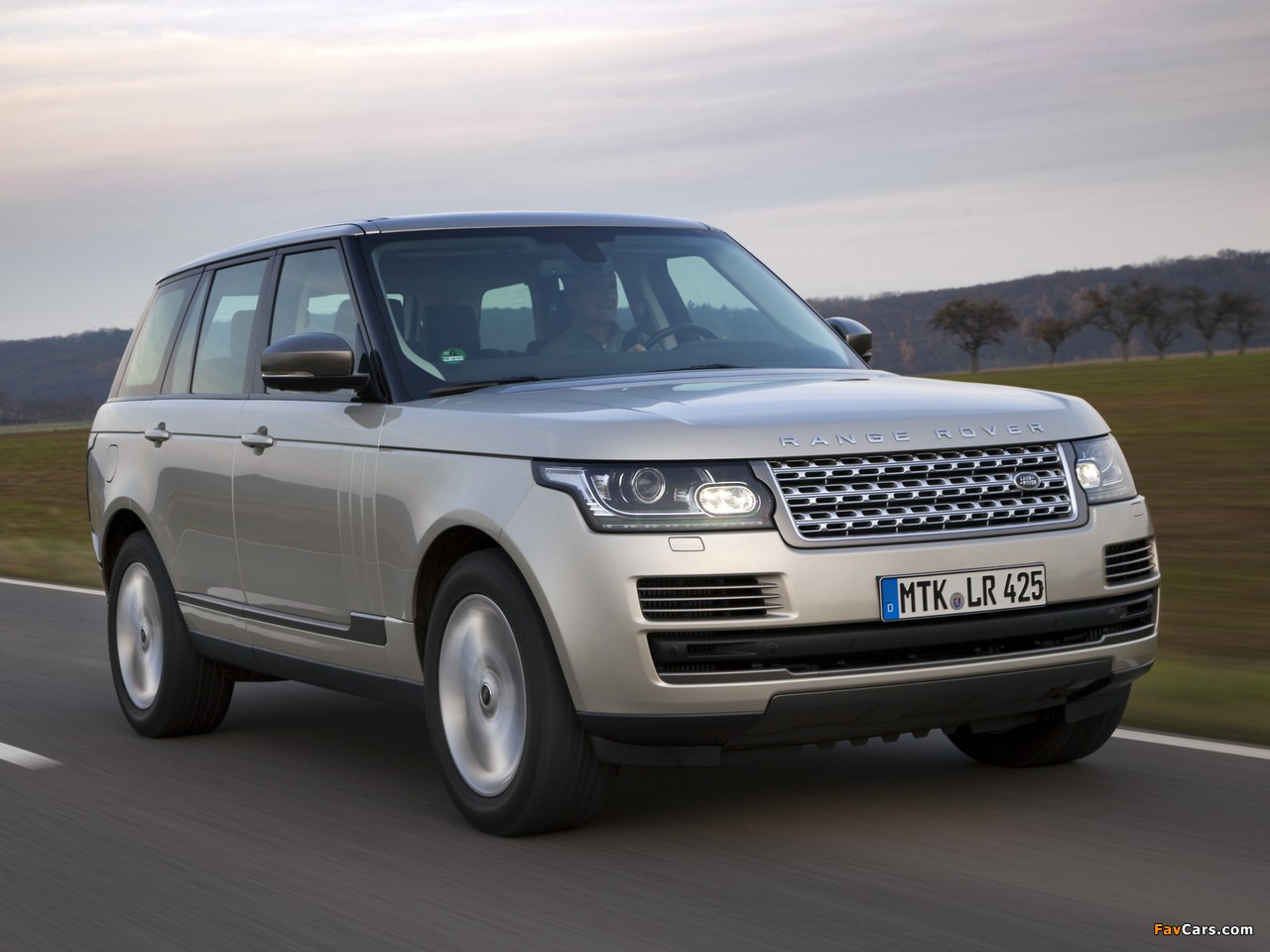 Range Rover Vogue SDV8 (L405) 2012 pictures (1280 x 960)