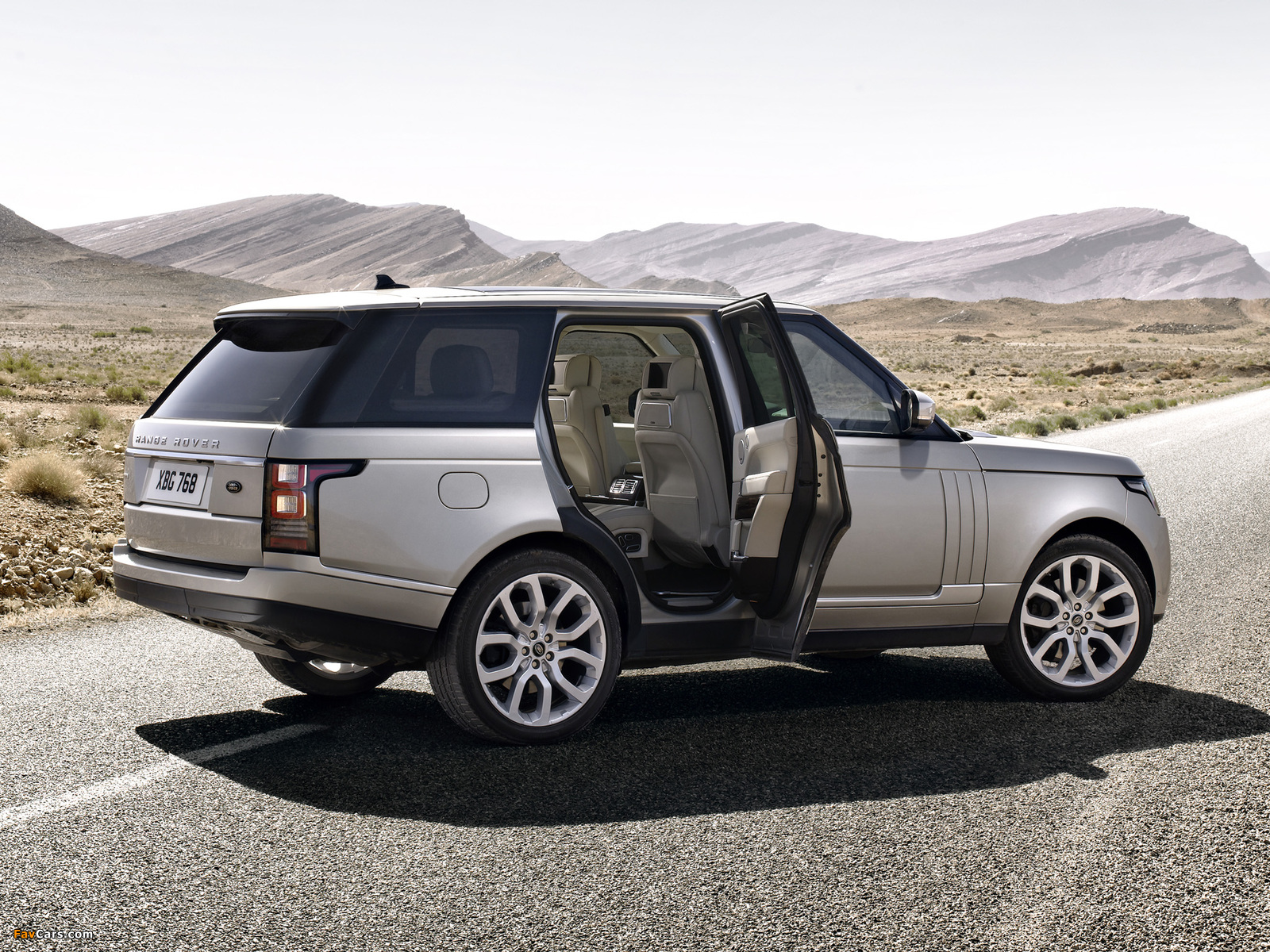 Range Rover Autobiography V8 (L405) 2012 pictures (1600 x 1200)