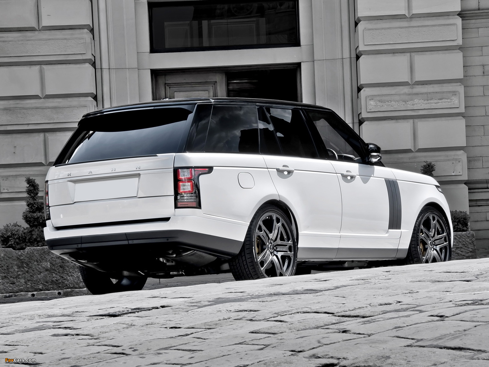 Project Kahn Range Rover Vogue SDV8 Signature Edition (L405) 2013 wallpapers (1600 x 1200)