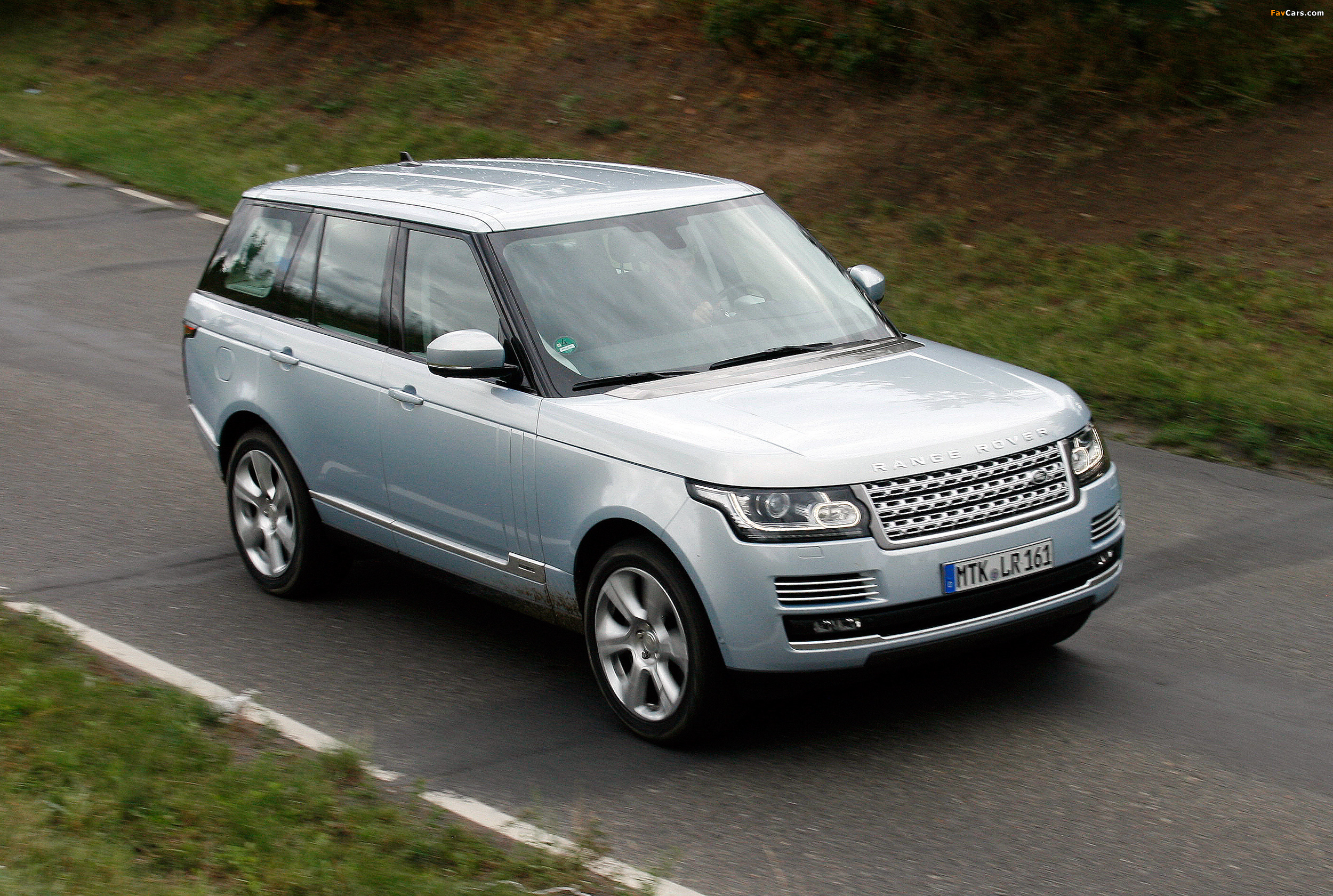 Range Rover Hybrid (L405) 2014 images (2500 x 1681)