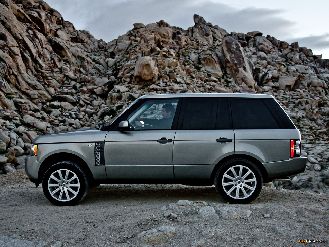 Range Rover US-spec 2009 pictures (1280 x 960)
