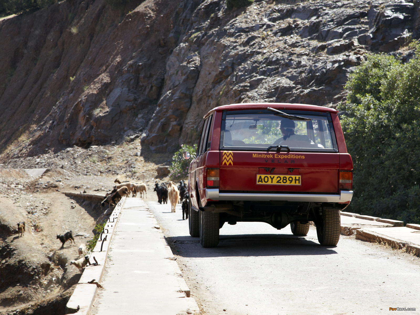 Photos of Range Rover Prototype 