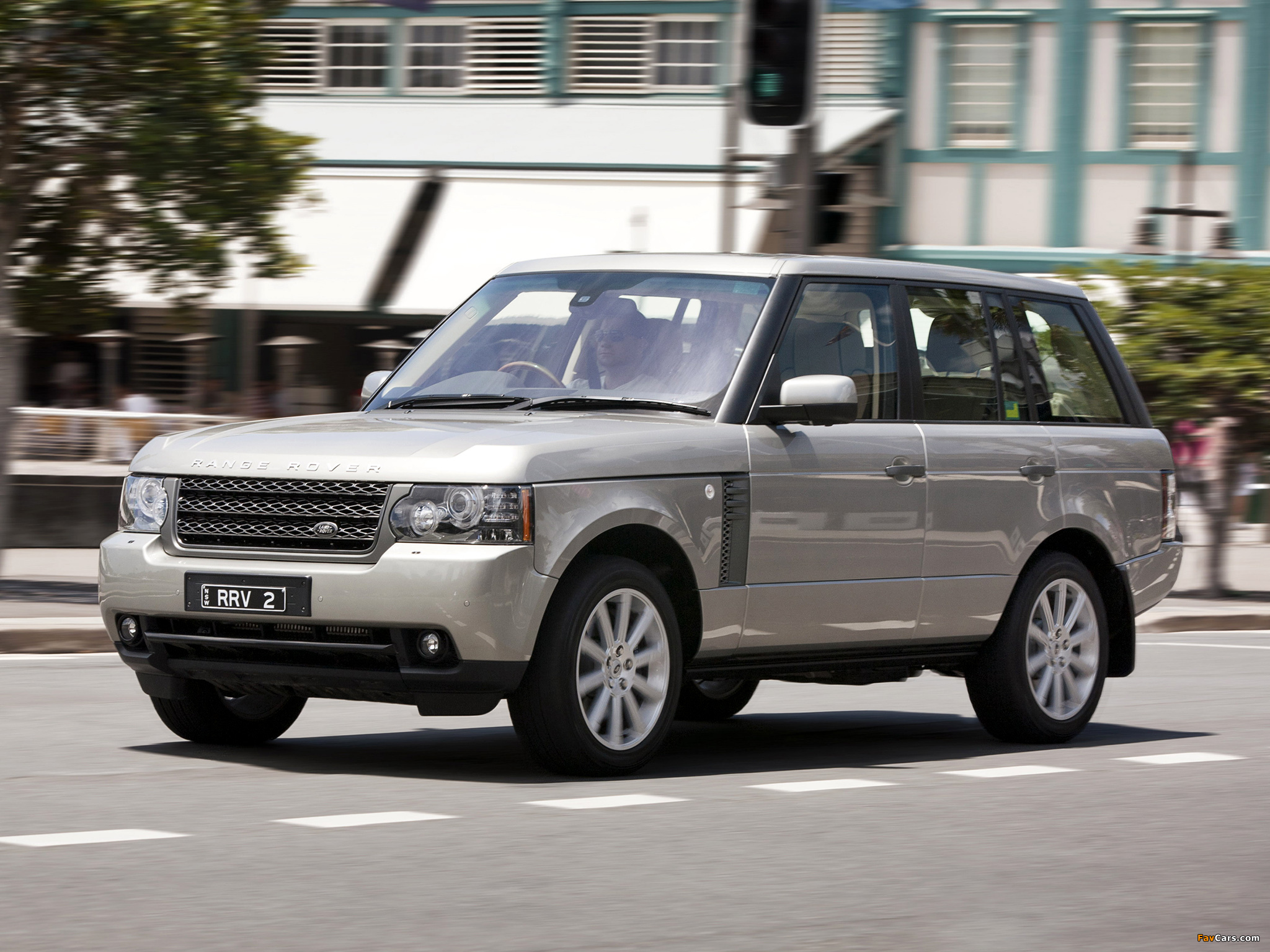 Photos of Range Rover Vogue TDV8 AU-spec (L322) 2009–12 (2048 x 1536)