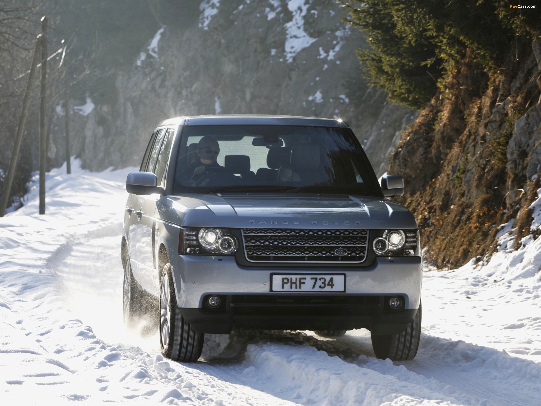 Photos of Range Rover Vogue UK-spec (L322) 2009–12 (2048 x 1536)