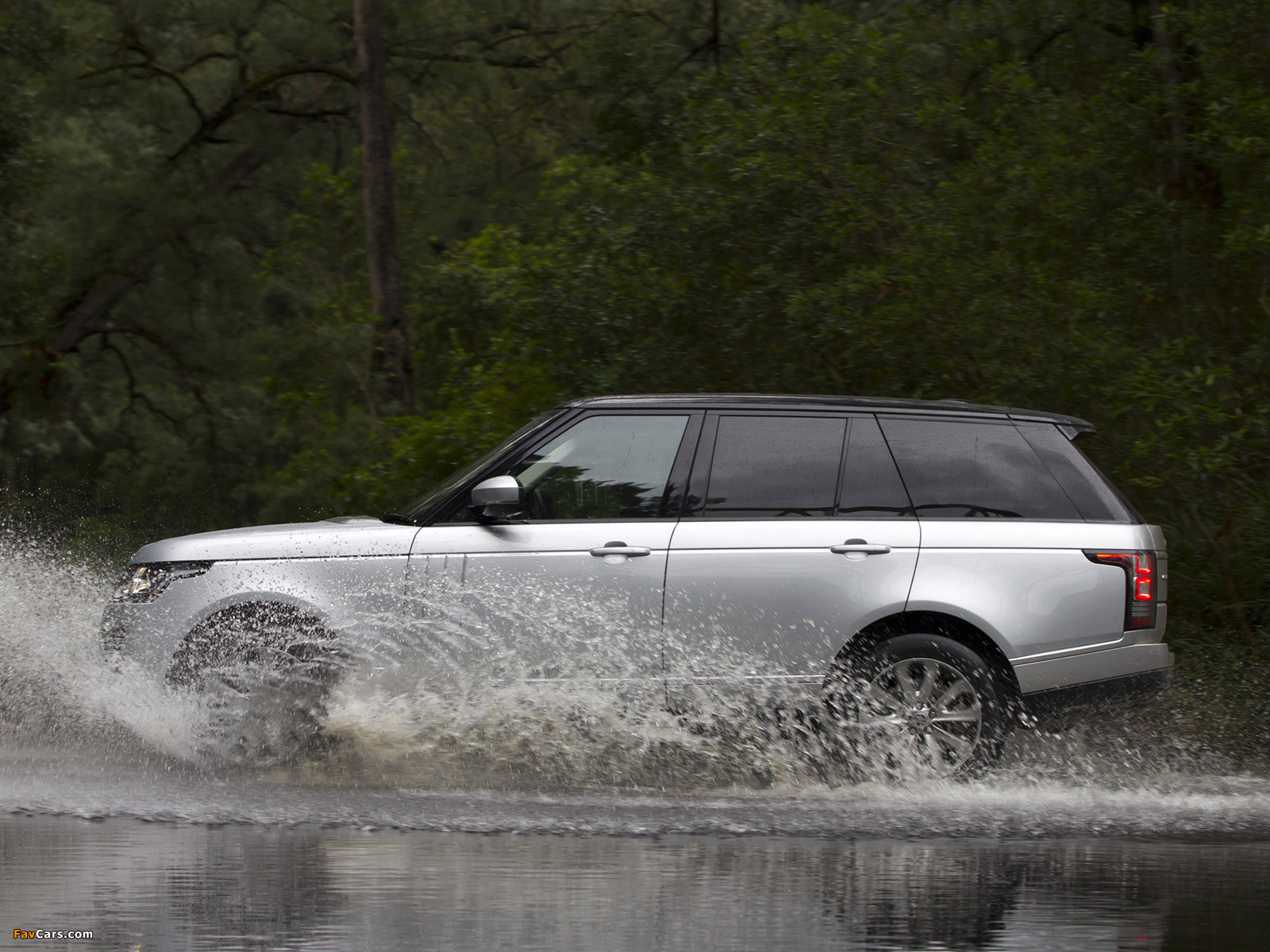 Photos of Range Rover Vogue TDV6 AU-spec (L405) 2013 (1600 x 1200)