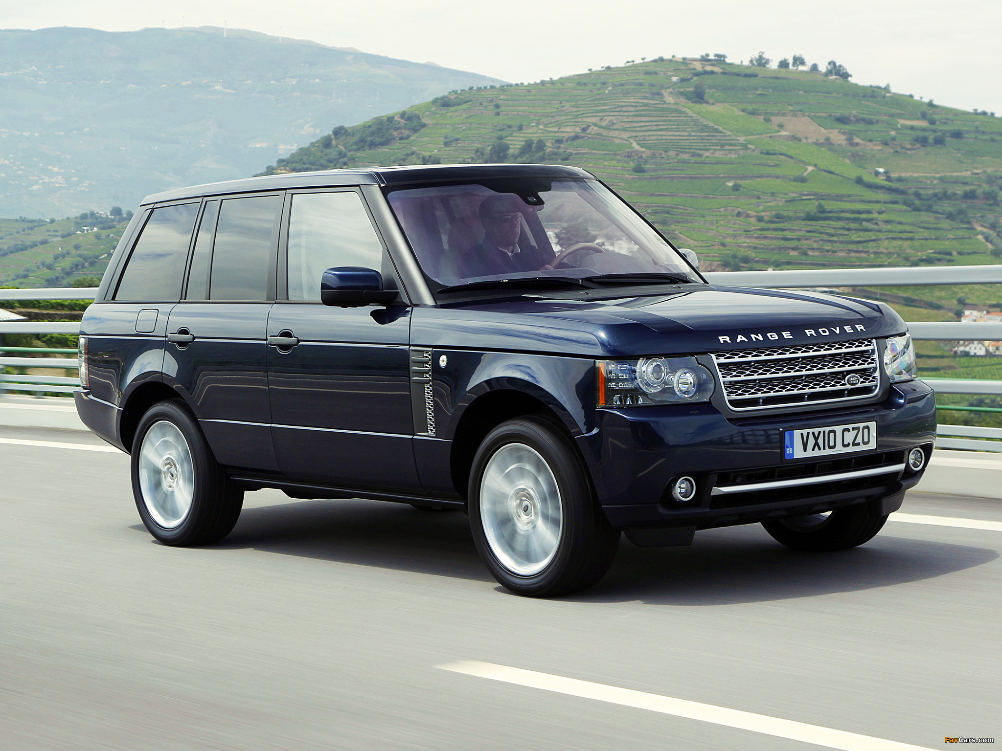 Pictures of Range Rover Vogue (L322) 2009–12 (2048 x 1536)