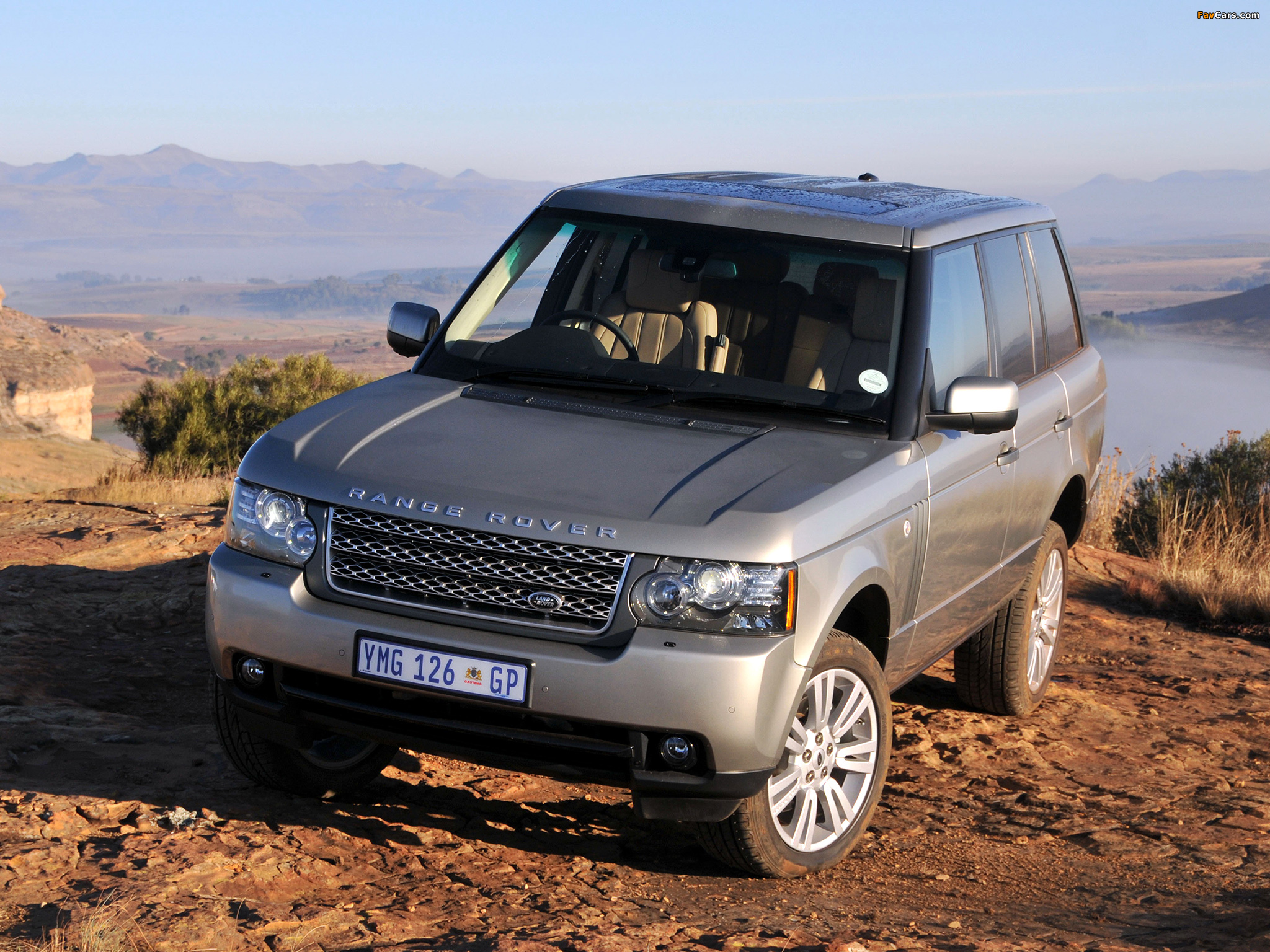 Pictures of Range Rover Vogue ZA-spec (L322) 2009–12 (2048 x 1536)