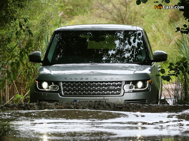 Pictures of Range Rover Vogue TDV6 UK-spec (L405) 2012 (640 x 480)