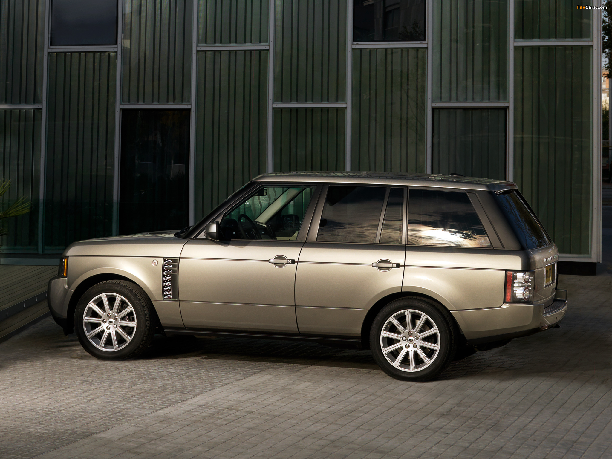 Range Rover Supercharged (L322) 2009–12 wallpapers (2048 x 1536)