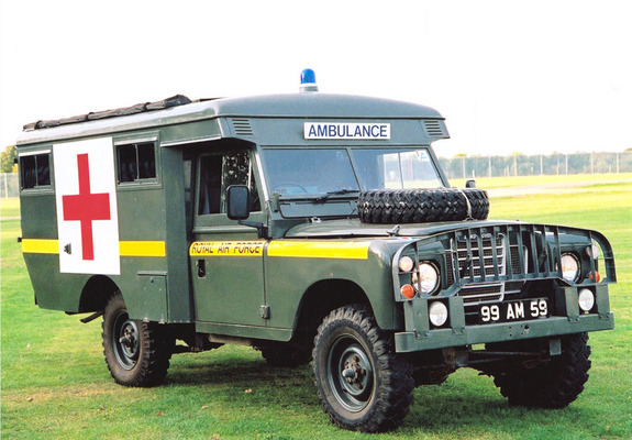 Land Rover Series III 109 Ambulance images