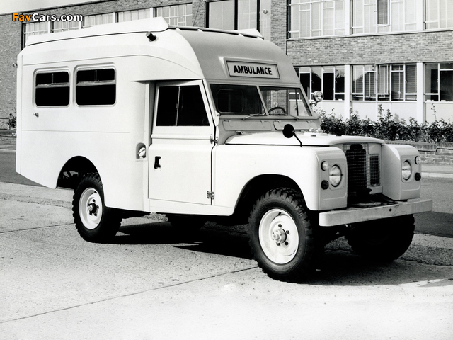 Land Rover Series III 109 Ambulance pictures (640 x 480)
