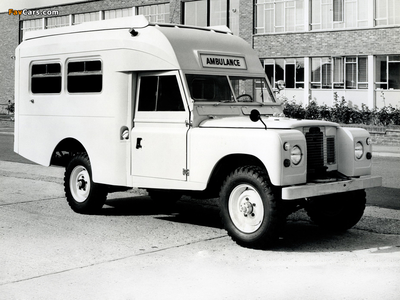 Land Rover Series III 109 Ambulance pictures (800 x 600)