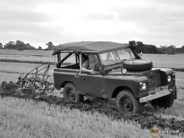 Land Rover Series III 88 Soft Top 1971–85 pictures (640 x 480)
