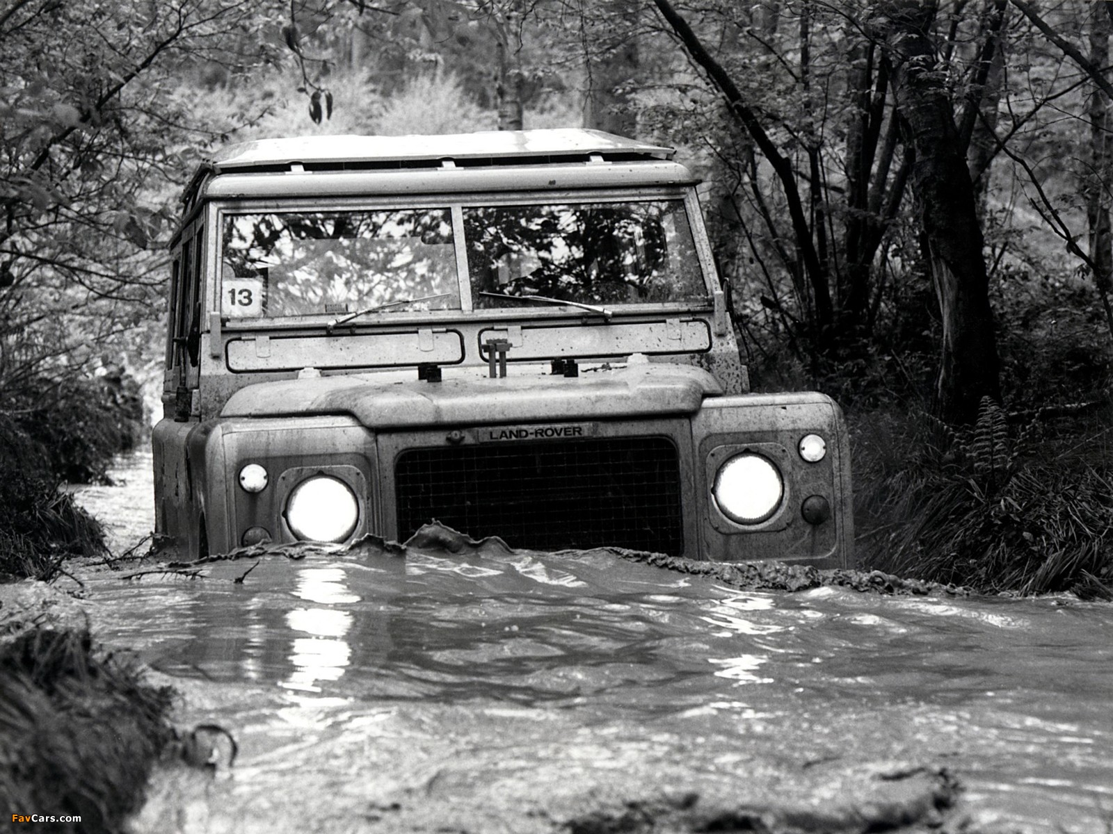 Pictures of Land Rover Series III 109 Stage 1 1979–85 (1600 x 1200)