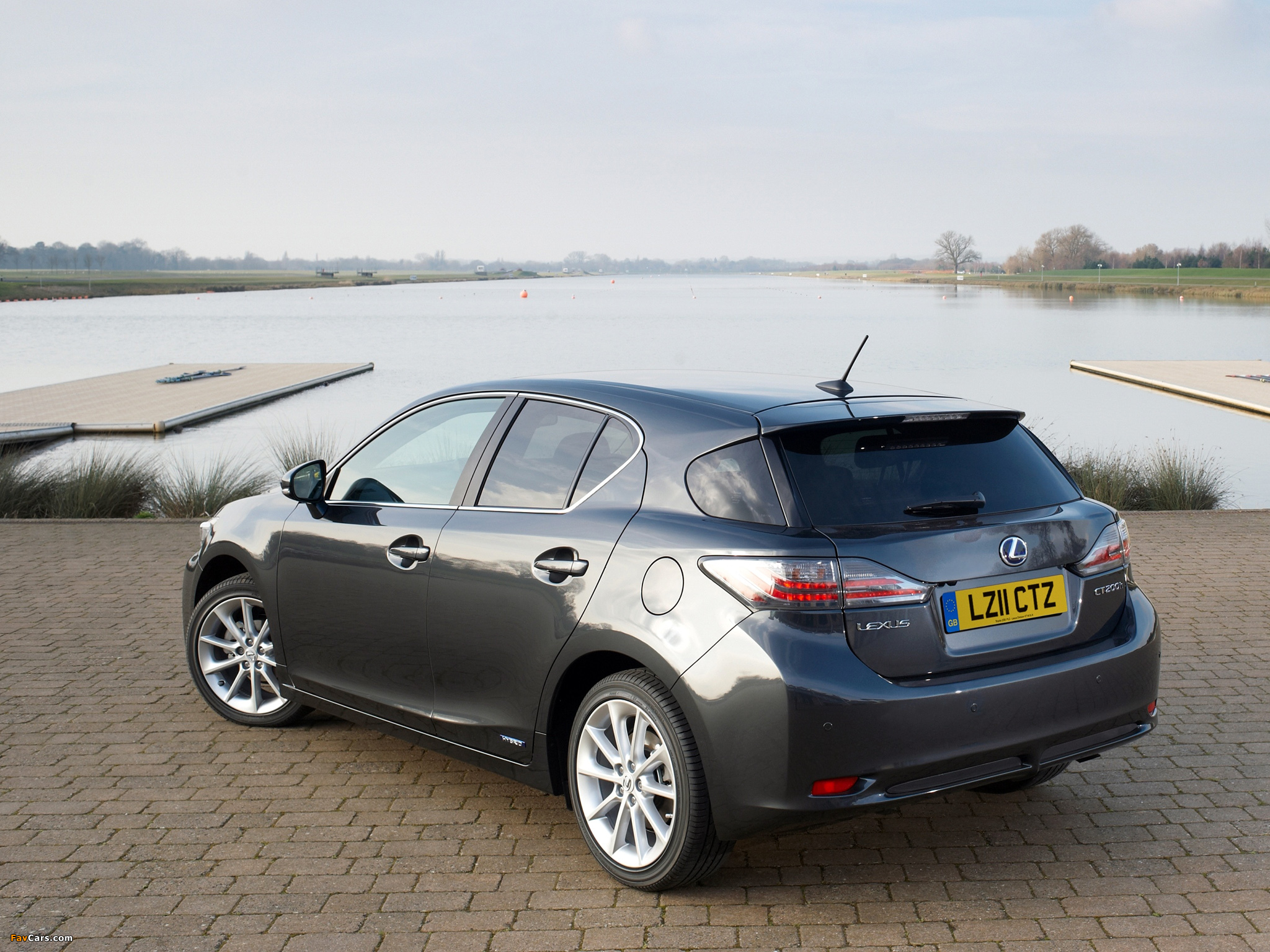 Images of Lexus CT 200h UK-spec 2010–14 (2048 x 1536)