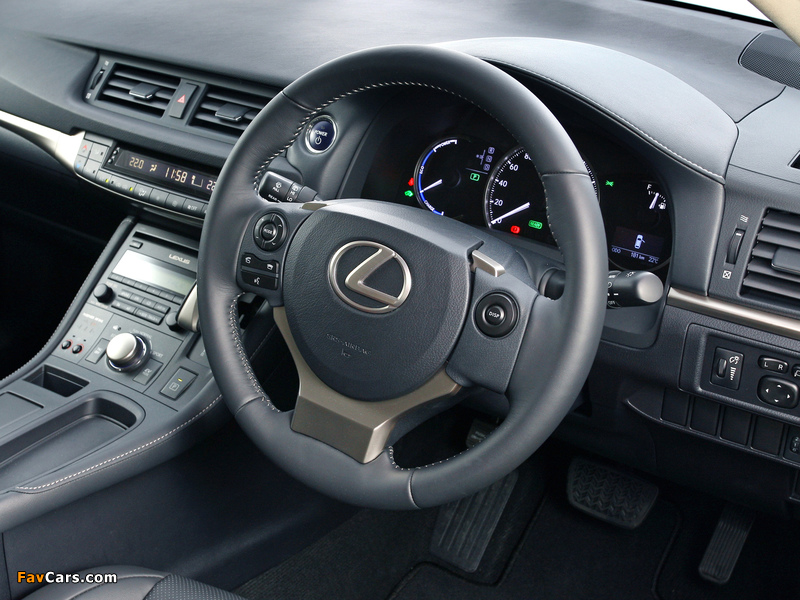 Images of Lexus CT 200h ZA-spec 2014 (800 x 600)