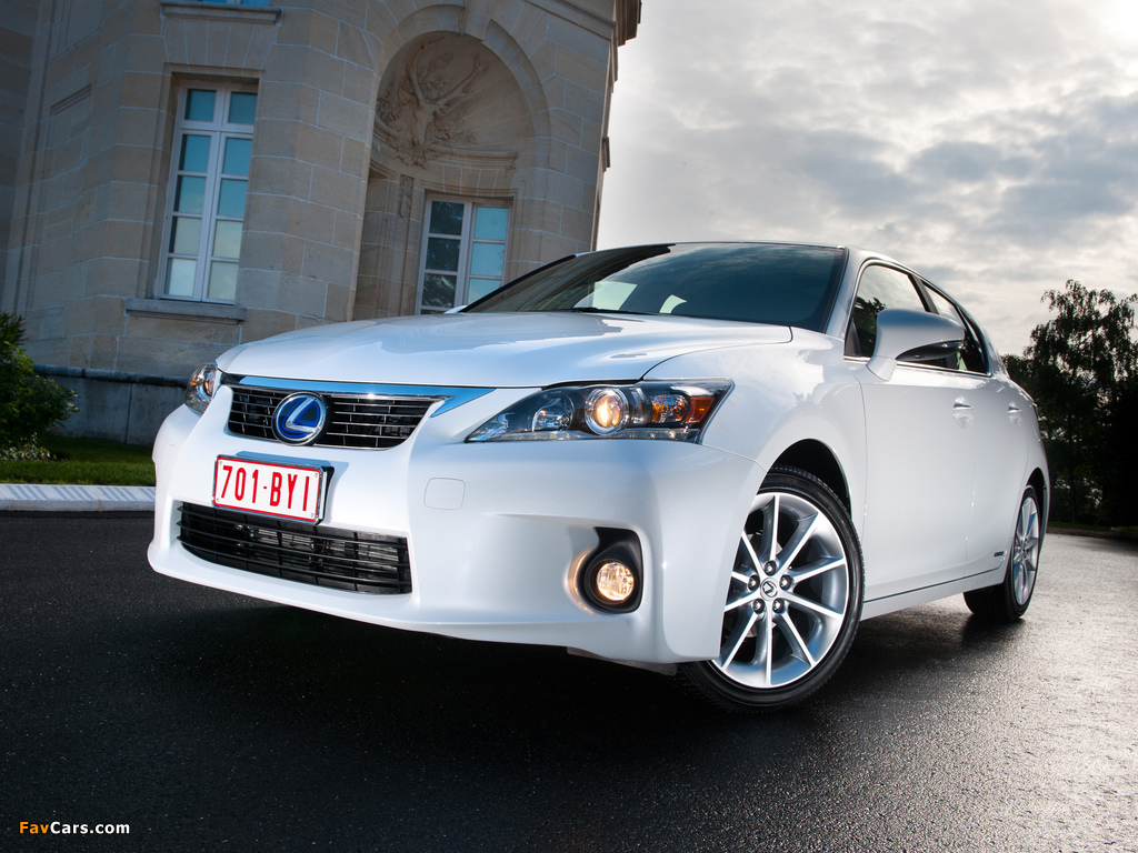 Lexus CT 200h 2010–14 photos (1024 x 768)