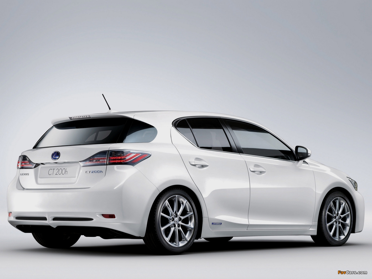 Lexus CT 200h EU-spec 2010–14 photos (1280 x 960)