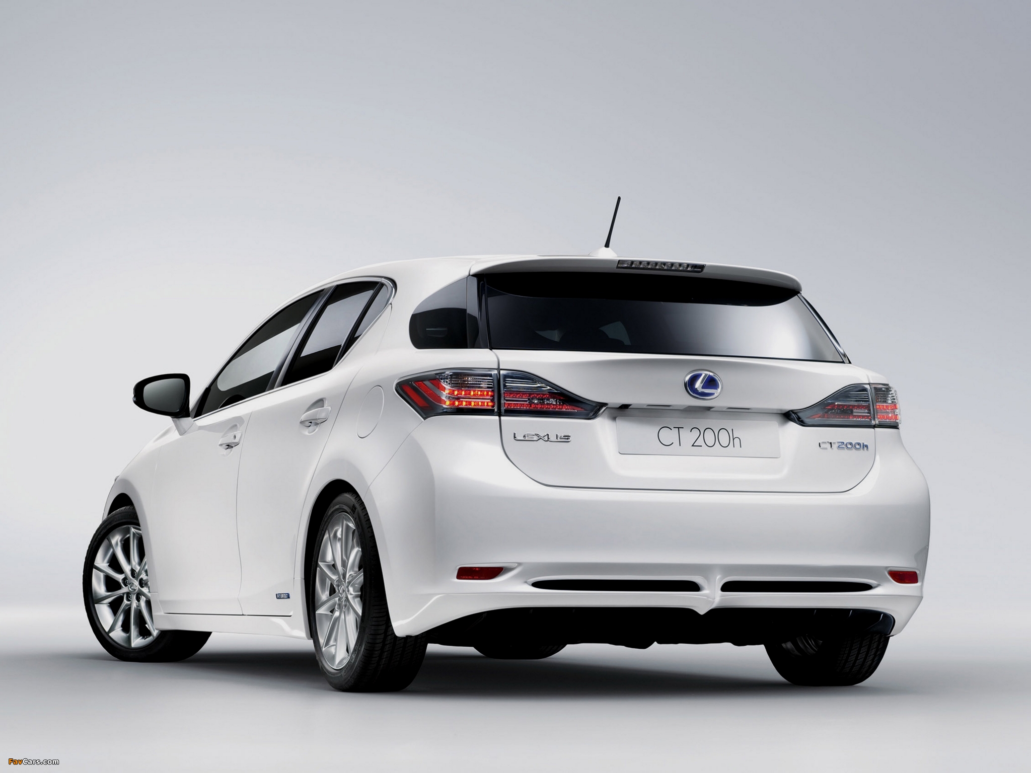 Lexus CT 200h EU-spec 2010–14 pictures (2048 x 1536)