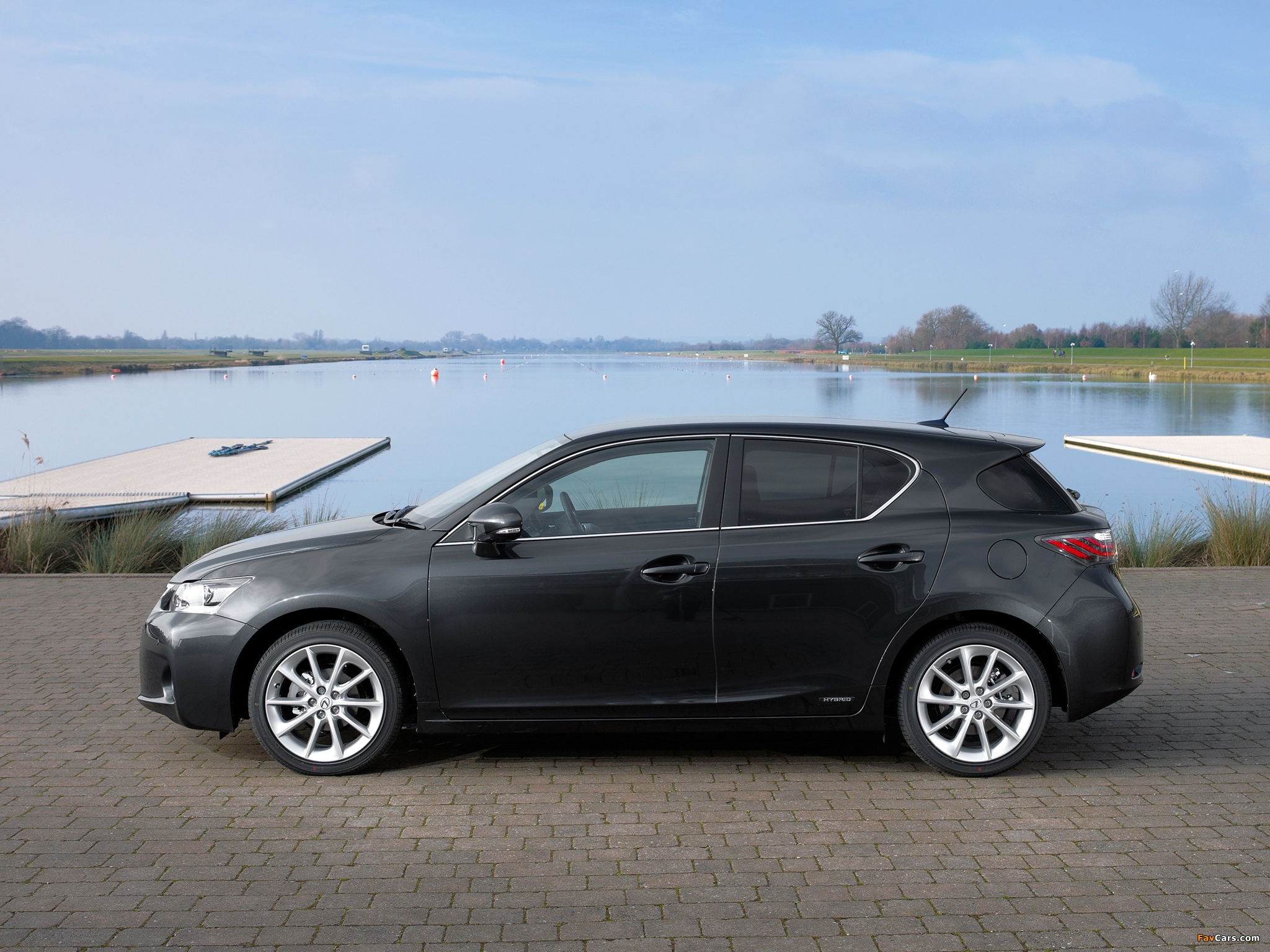 Lexus CT 200h UK-spec 2010–14 wallpapers (2048 x 1536)