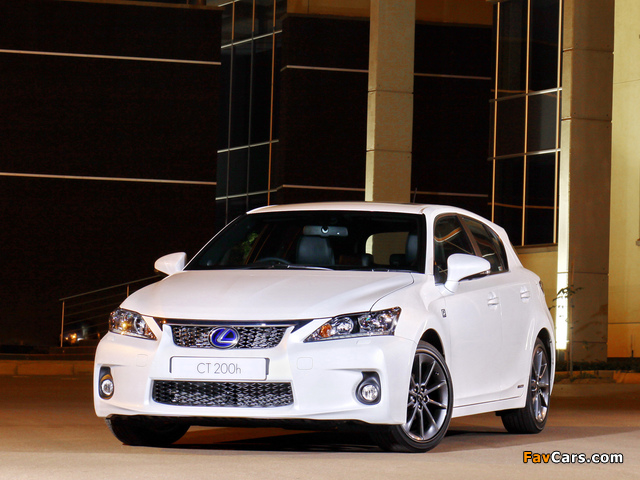 Lexus CT 200h F-Sport ZA-spec 2011–14 photos (640 x 480)