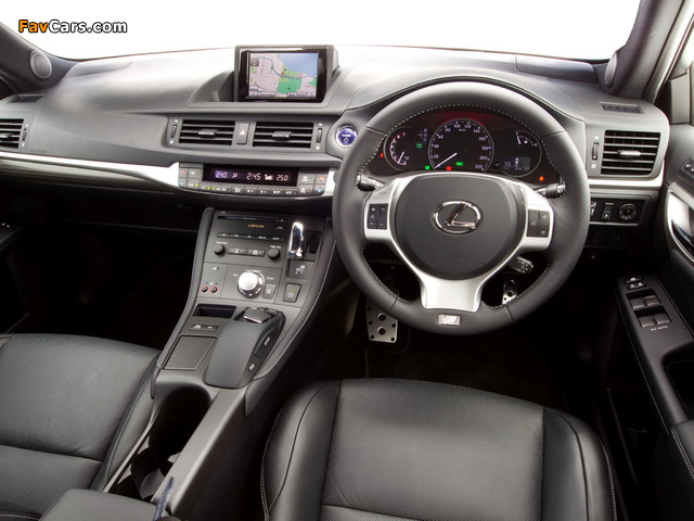 Lexus CT 200h F-Sport AU-spec 2011–14 photos (640 x 480)