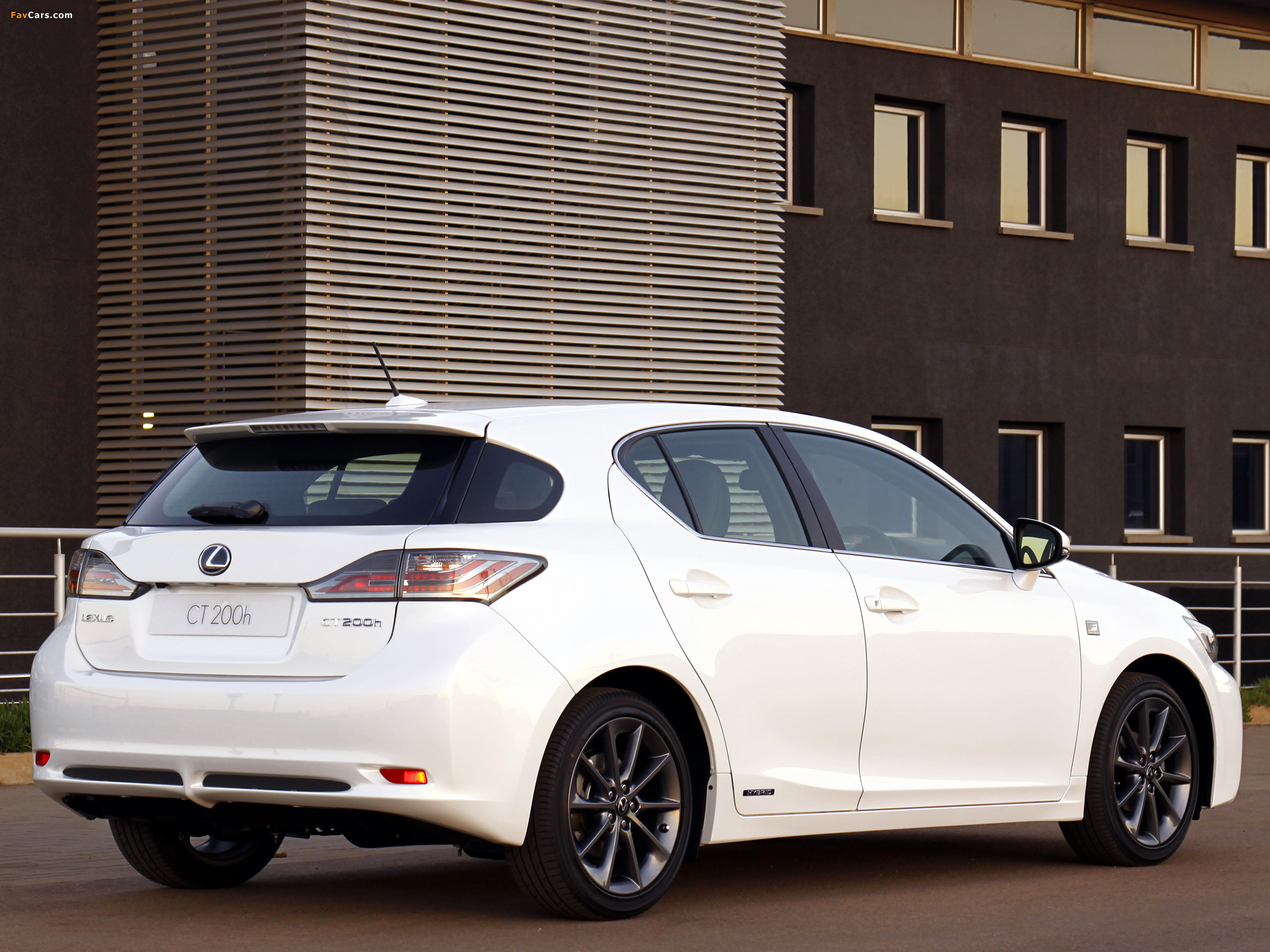 Lexus CT 200h F-Sport ZA-spec 2011–14 wallpapers (2048 x 1536)