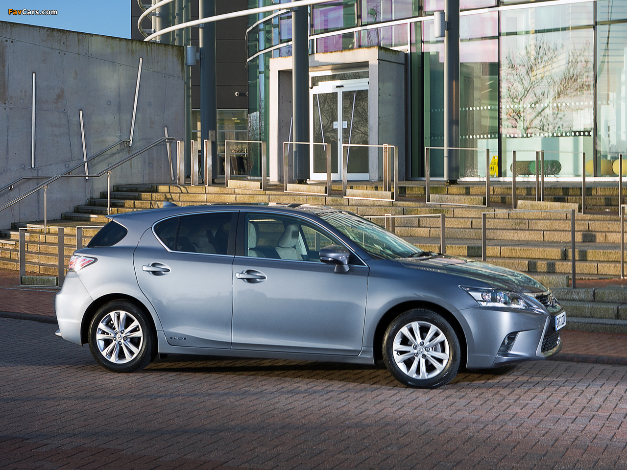 Lexus CT 200h UK-spec 2014 images (1280 x 960)