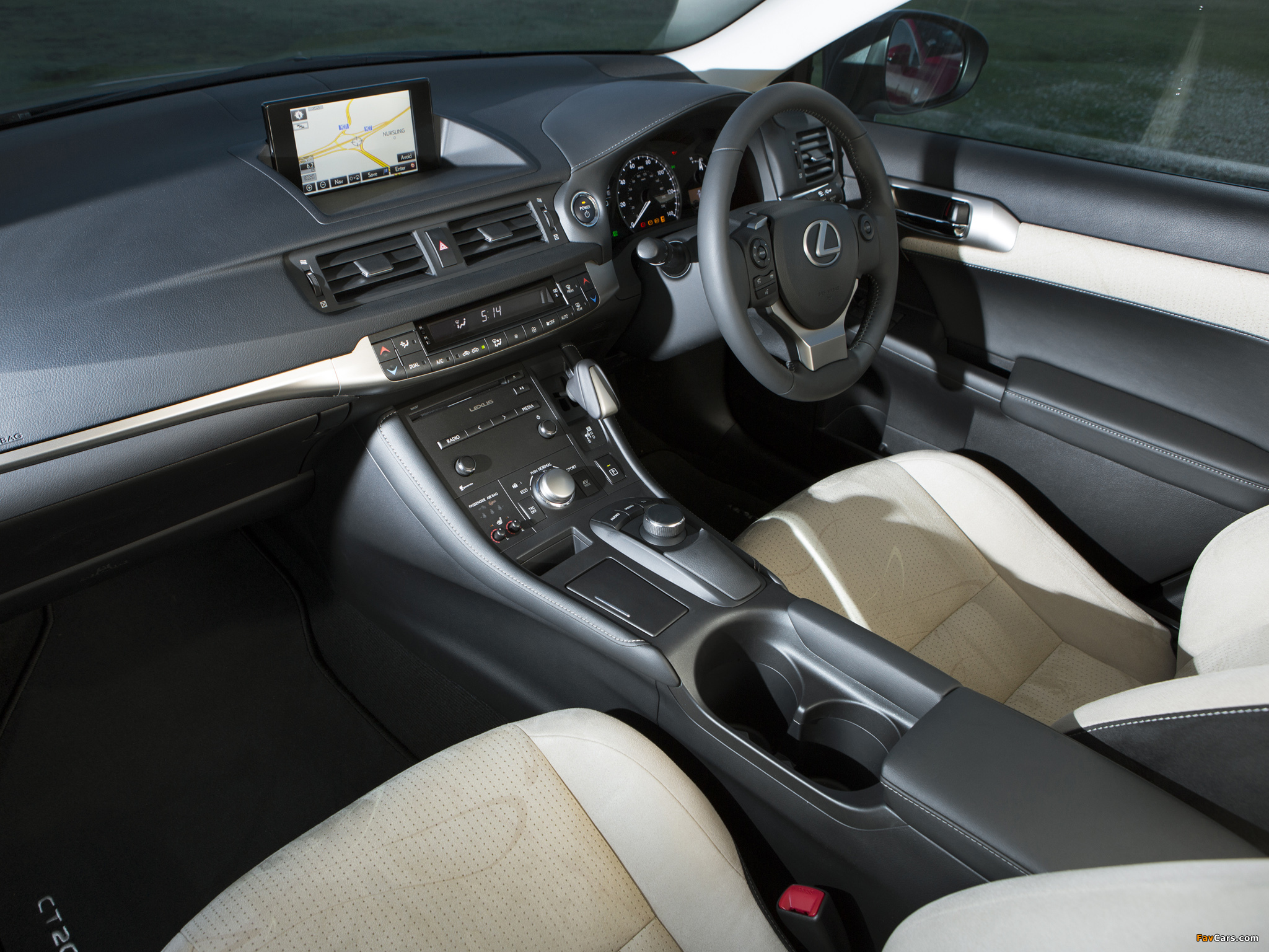 Lexus CT 200h UK-spec 2014 photos (2048 x 1536)