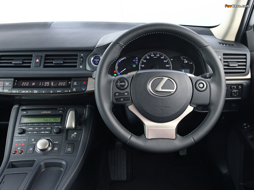 Lexus CT 200h ZA-spec 2014 photos (1024 x 768)